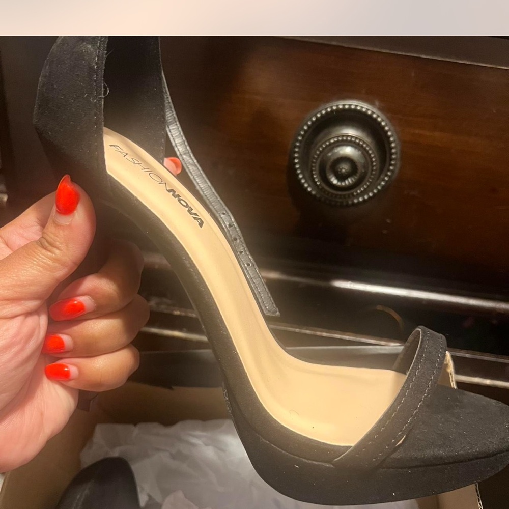 Fashion Nova Elegant Black Heels
